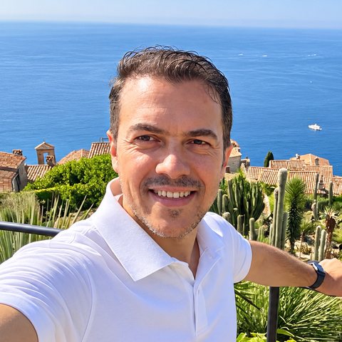 Photo of Metin Şaylan